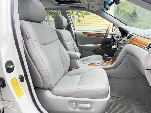 Used 2005 Lexus ES 330 FWD image 22