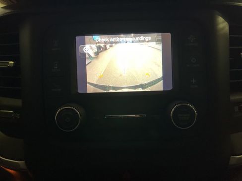 Used 2020 RAM 1500 Big Horn image 8