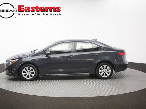Used 2023 Toyota Corolla LE w/ Carpet Mat Package (TMS) FWD image 90