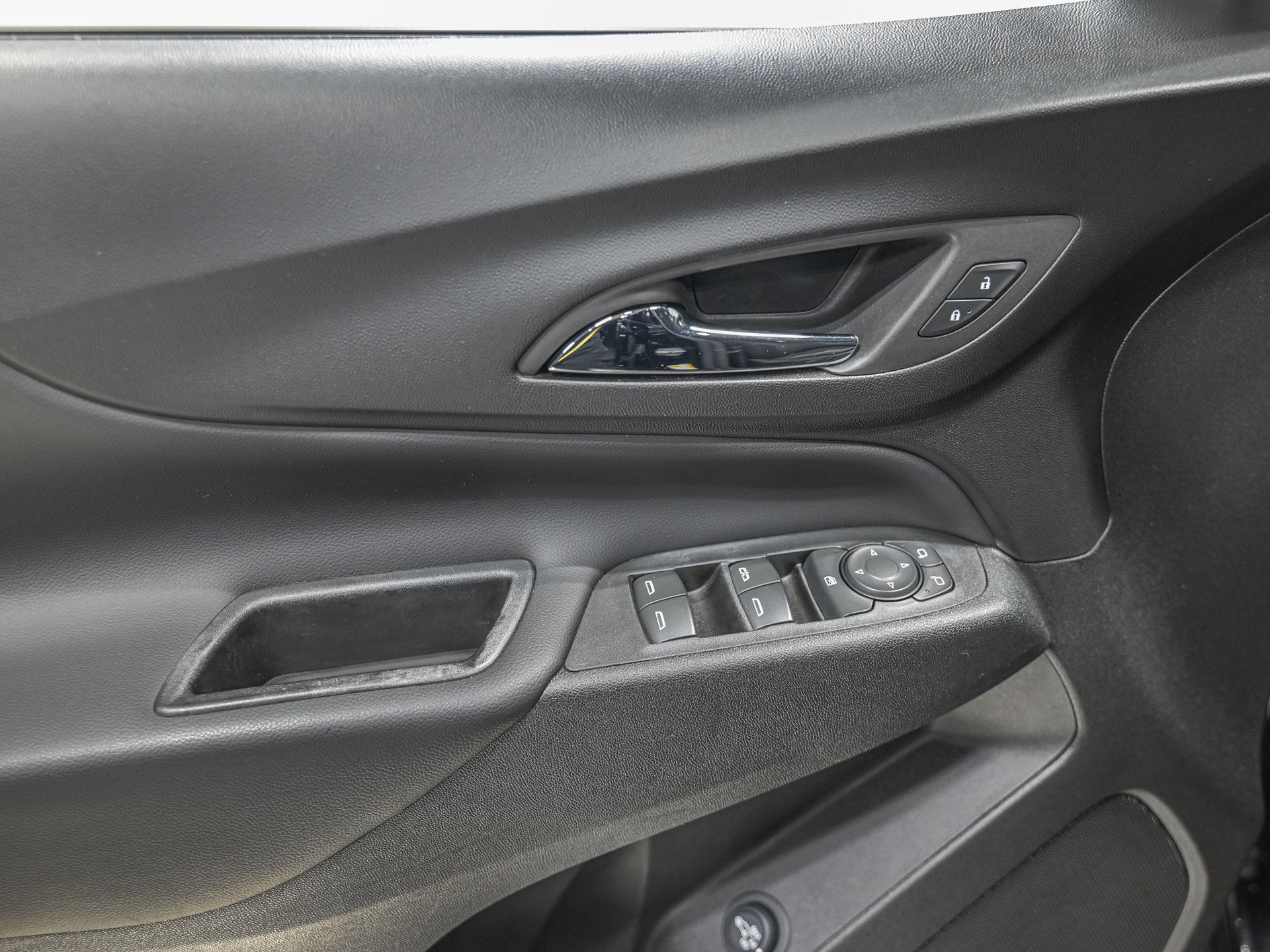 Used 2022 Chevrolet Equinox LT AWD/4WD image 15