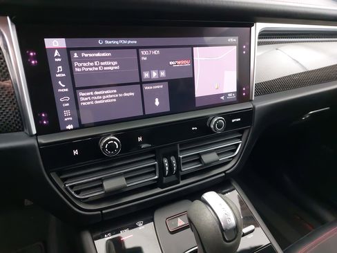 Used 2024 Porsche Macan GTS image 22
