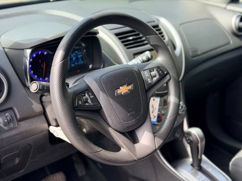 Used 2016 Chevrolet Trax LT FWD image 7