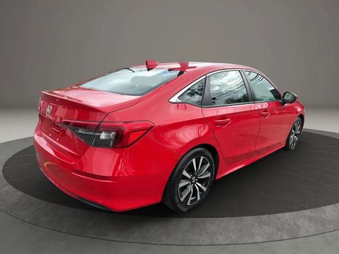 Used 2022 Honda Civic EX image 5