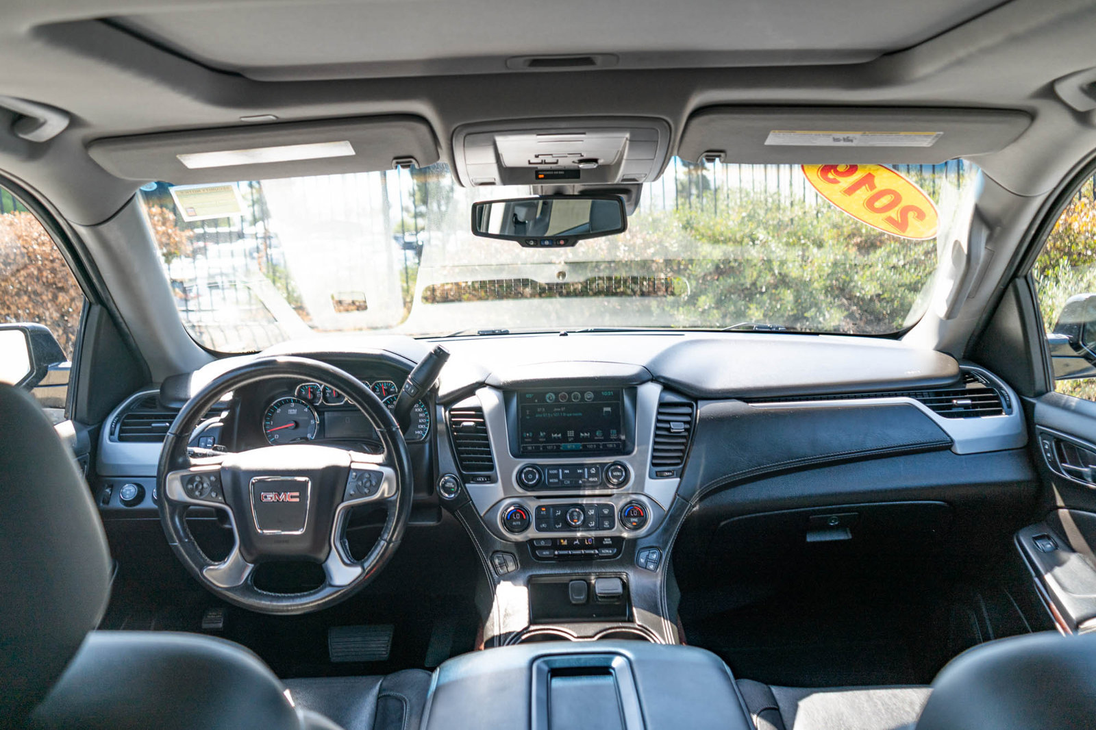 Used 2019 GMC Yukon SLT AWD/4WD image 18