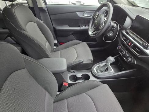 Certified 2024 Kia Forte LXS FWD image 10