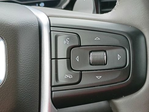 Used 2023 GMC Sierra 1500 SLT w/ SLT Convenience Package AWD/4WD image 19