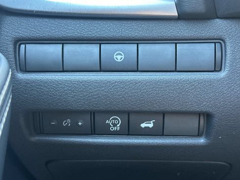 Used 2024 Nissan Rogue SL w/ SL Premium Package AWD/4WD image 31