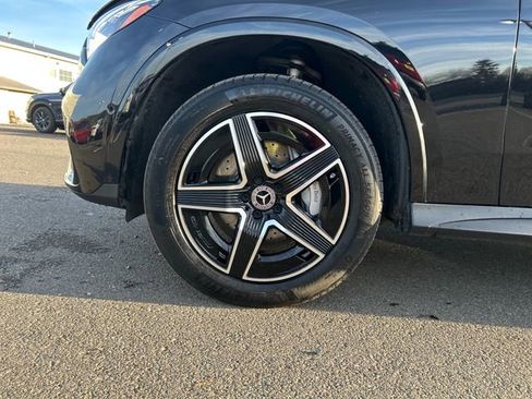 Used 2024 Mercedes-Benz GLC 300 4MATIC image 44