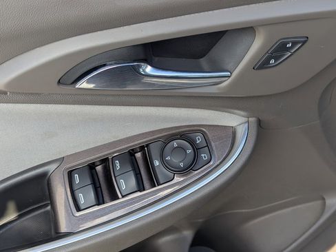 Used 2022 Chevrolet Malibu LT image 26