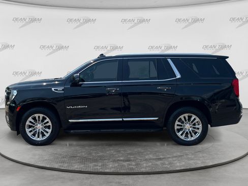 Used 2021 GMC Yukon SLT w/ Rear Media and Nav Package AWD/4WD image 4