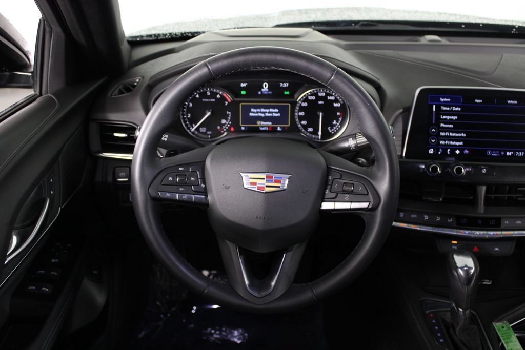 Used 2024 Cadillac CT4 Luxury RWD image 8