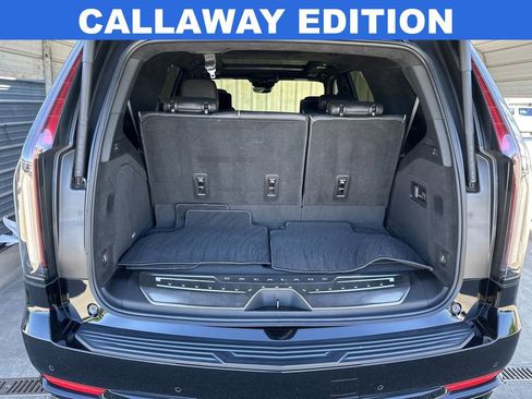 Used 2022 Cadillac Escalade Sport Platinum w/ LPO, ONYX Package AWD/4WD image 28