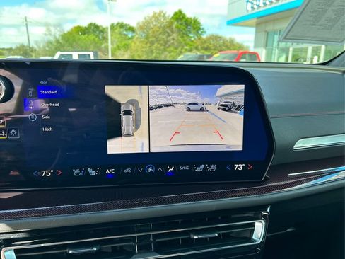 Used 2026 Chevrolet Traverse RS image 20