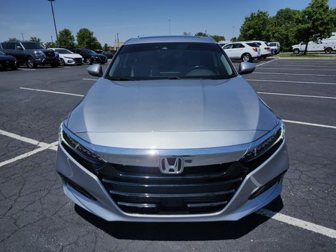 Used 2019 Honda Accord Touring image 14
