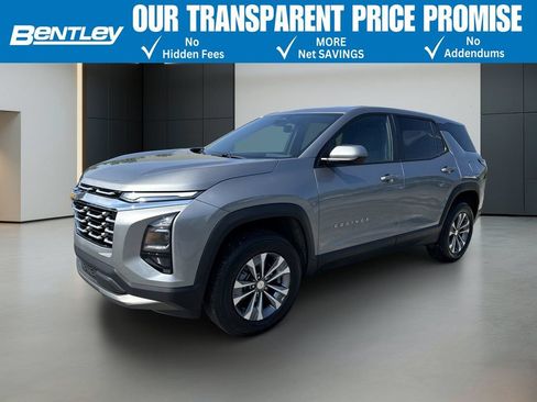 Used 2026 Chevrolet Equinox LT FWD image 1
