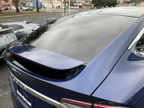Used 2018 Tesla Model X 100D image 88