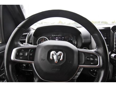 Used 2021 RAM 1500 Laramie AWD/4WD image 17