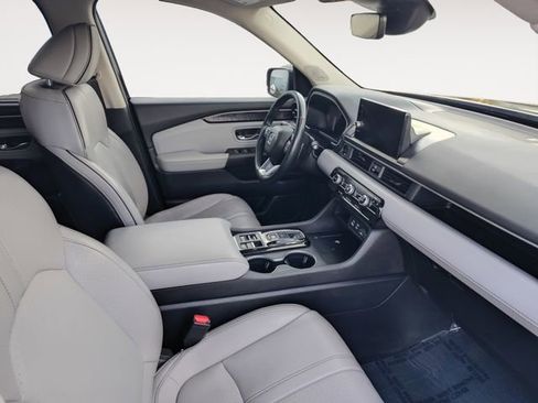 Used 2024 Honda Pilot Elite image 14