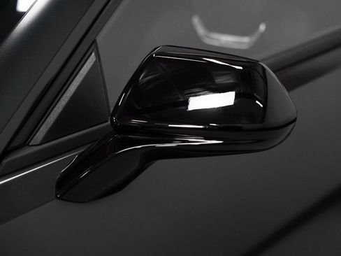Used 2024 Chevrolet Camaro ZL1 RWD image 18
