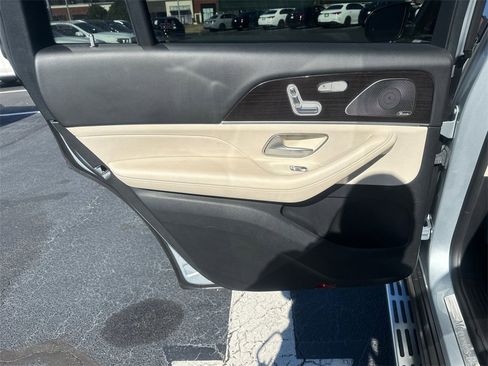 Used 2022 Mercedes-Benz GLS 450 4MATIC image 24