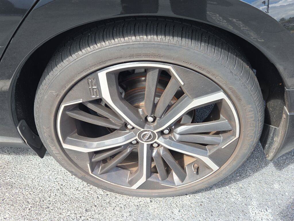 Used 2023 Nissan Altima 2.5 SR FWD image 13