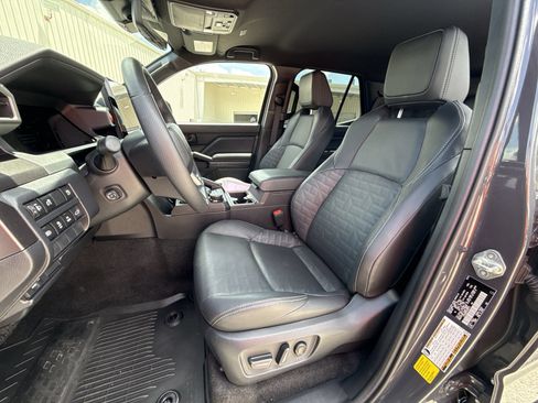 Certified 2025 Toyota 4Runner TRD Off-Road Premium w/ Tow Technology Package AWD/4WD image 13