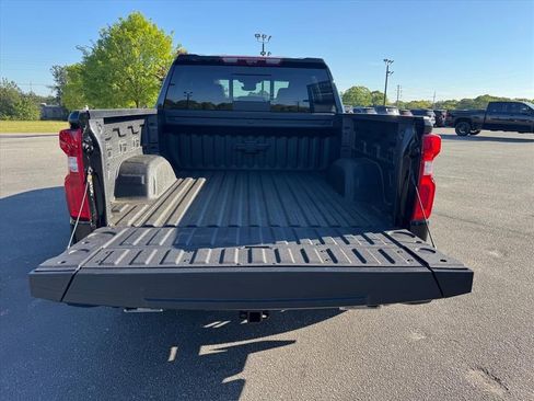 New 2026 Chevrolet Silverado 1500 High Country AWD/4WD image 7