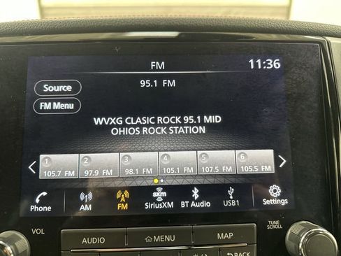 Used 2023 Nissan Titan PRO-4X w/ Pro-4x Convenience Package image 14