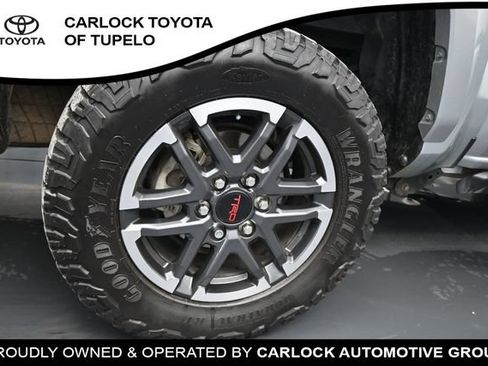 Used 2025 Toyota Tacoma TRD Sport w/ TRD Sport Upgrade Package AWD/4WD image 19