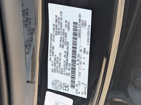 Used 2022 Ford F350 Platinum w/ FX4 Off-Road Package image 34