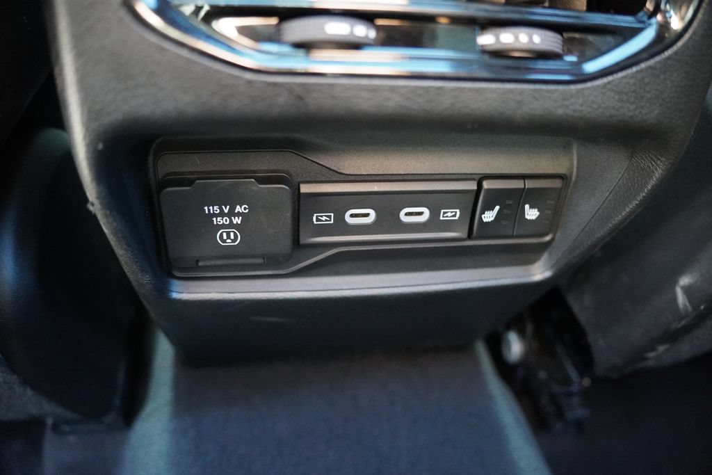 Used 2026 Jeep Grand Cherokee Limited w/ Limited Altitude Package AWD/4WD image 19
