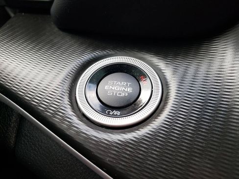 Used 2023 Jeep Grand Cherokee Altitude AWD/4WD image 22