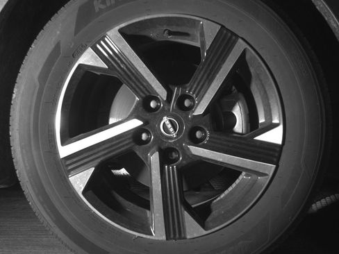 Used 2025 Nissan Sentra SV FWD image 13
