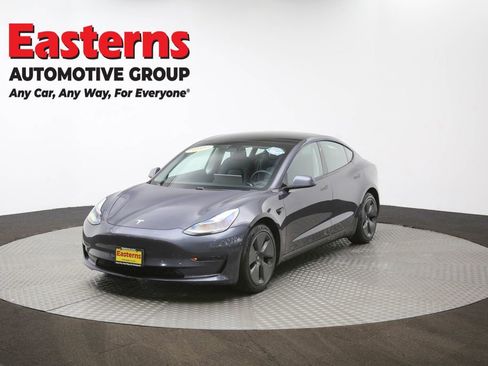 Used 2021 Tesla Model 3 Standard Range Plus image 54