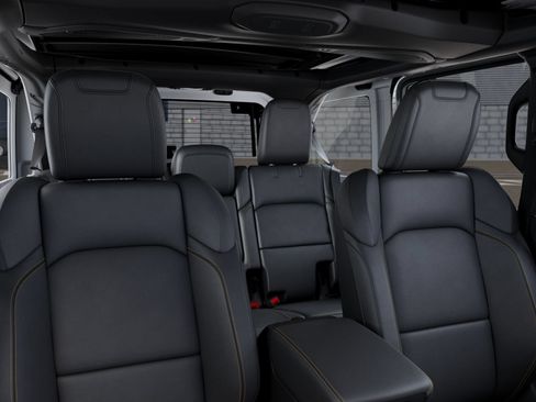 New 2026 Jeep Wrangler Unlimited Sahara AWD/4WD image 34