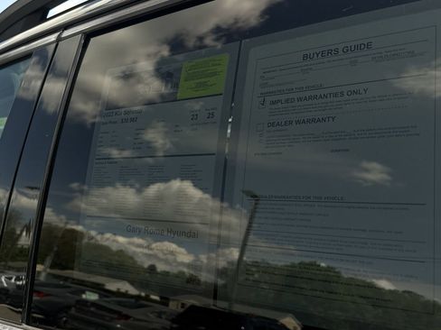 Used 2022 Kia Sorento S image 25