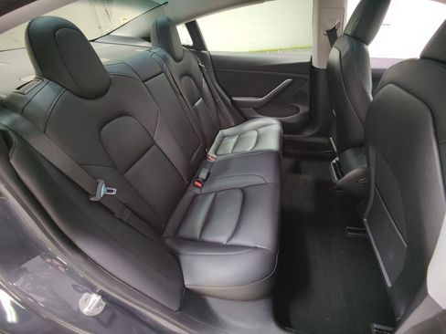 Used 2021 Tesla Model 3 Long Range AWD/4WD image 16