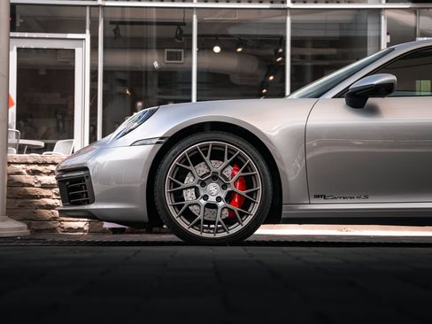 Used 2020 Porsche 911 Carrera 4S w/ Premium Package AWD/4WD image 10