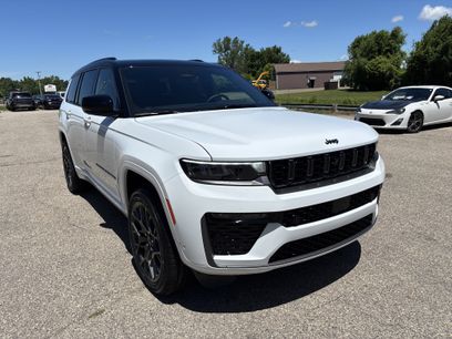 New 2026 Jeep Grand Cherokee L Summit w/ Obsidian Package