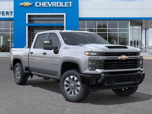 New 2026 Chevrolet Silverado 2500 Custom w/ Custom Value Package AWD/4WD image 7