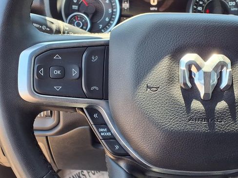 Used 2025 RAM 1500 Big Horn AWD/4WD image 6