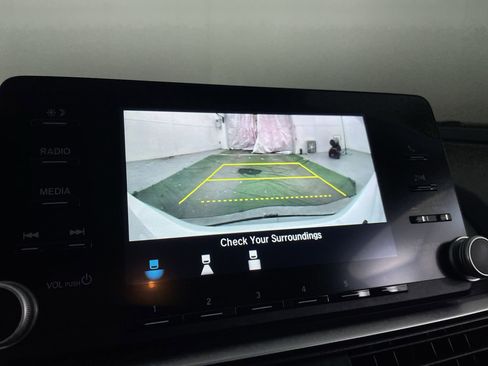 Used 2019 Honda Accord LX image 15