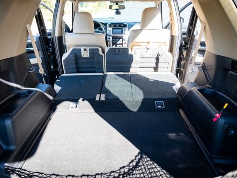 Used 2014 Toyota 4Runner Limited image 17