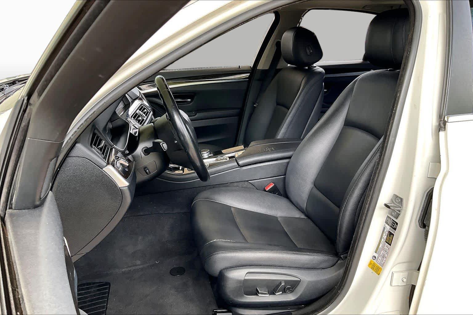 Used 2015 BMW 528i Sedan RWD image 7