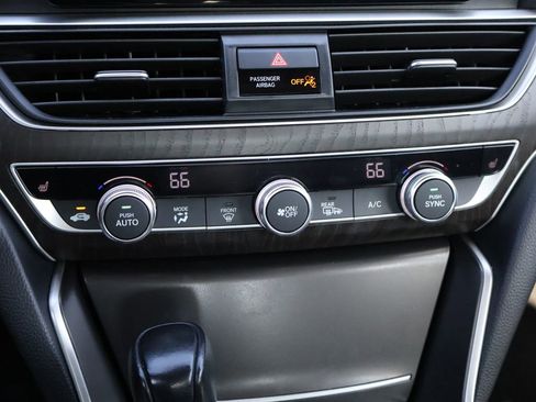 Used 2019 Honda Accord EX-L image 21