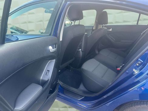 Used 2018 Kia Forte LX image 15