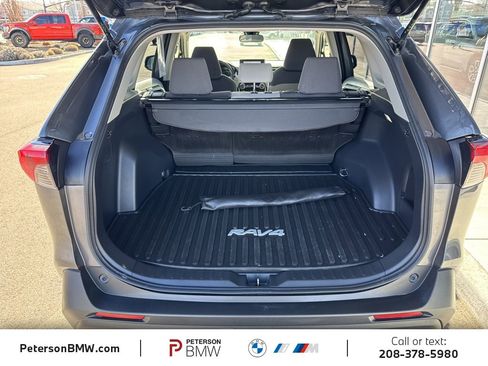 Used 2025 Toyota RAV4 XLE image 7