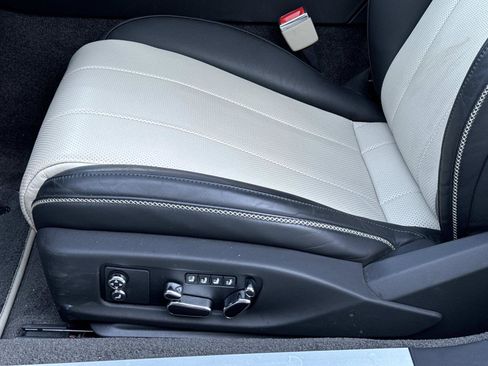 Used 2024 Bentley Continental GT image 15