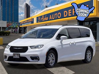 Used 2022 Chrysler Pacifica Touring-L