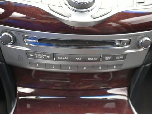 Used 2016 INFINITI Q70 L 3.7 image 22